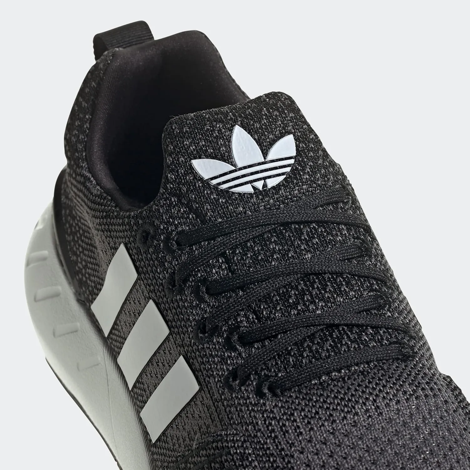 adidas Men's Sneaker