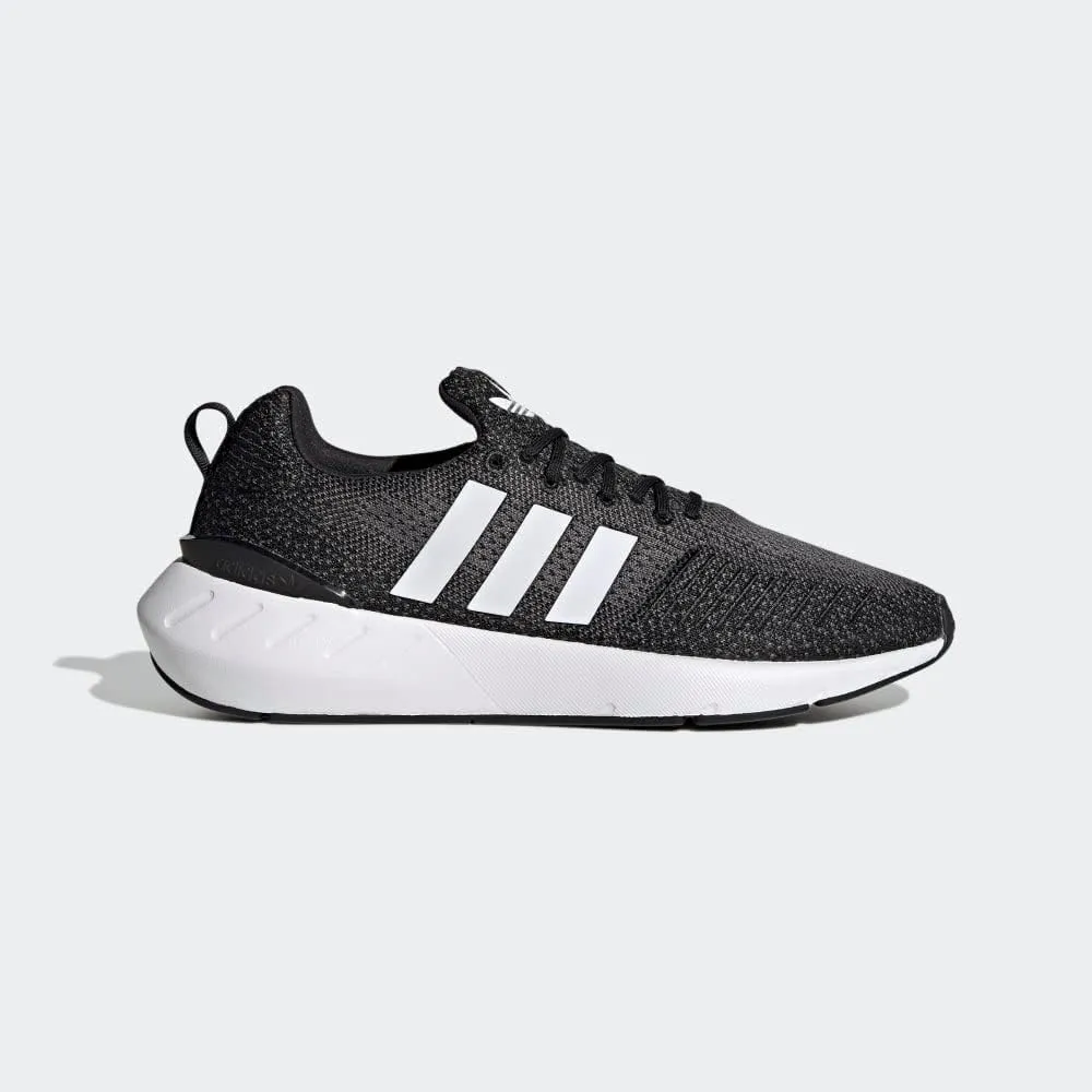 adidas Men's Sneaker