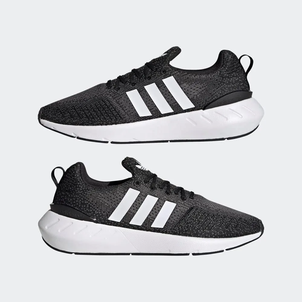adidas Men's Sneaker