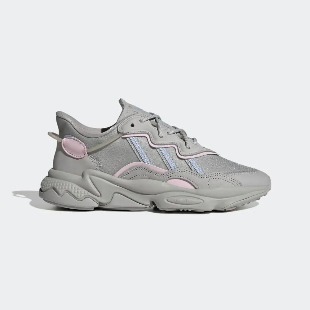 adidas Women's Ozweego Ballet Flat, Boat Shoe