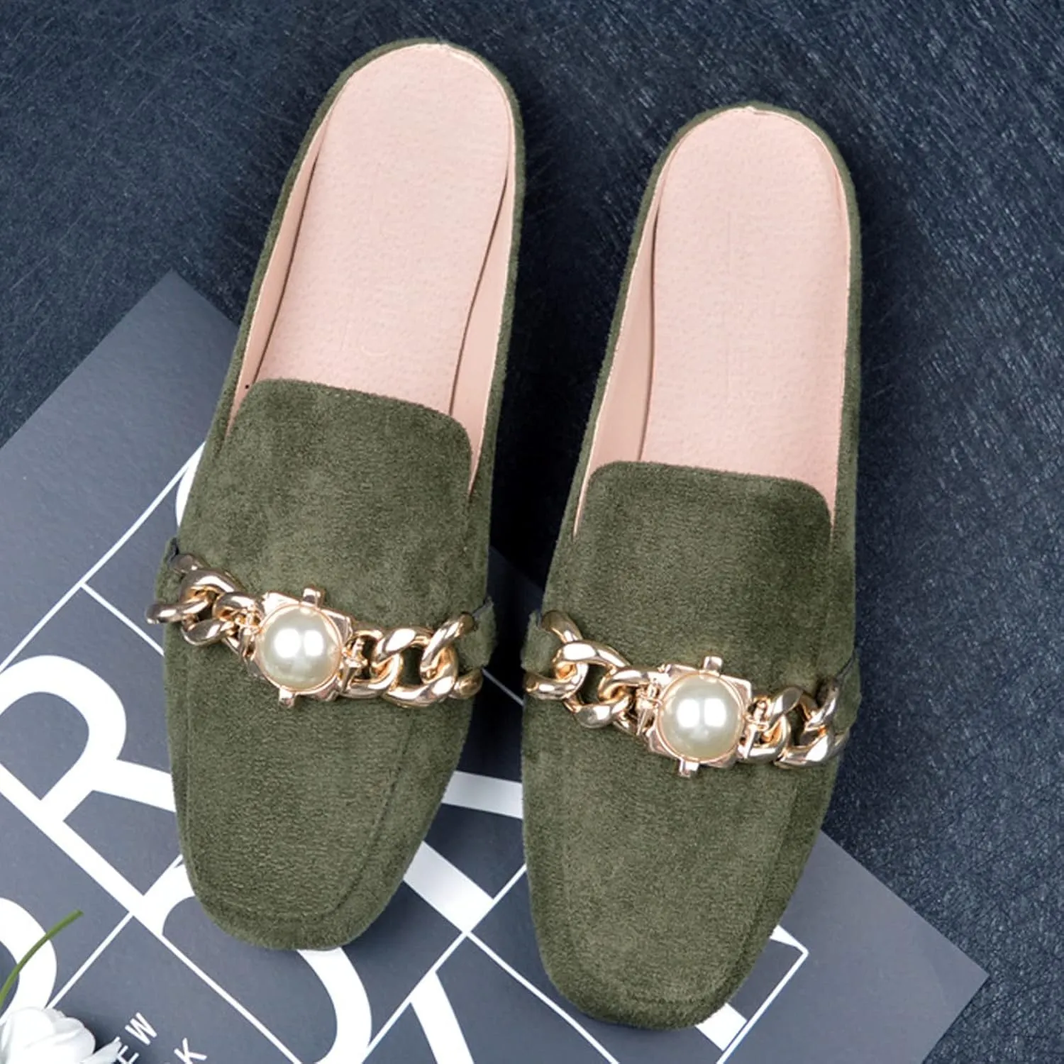 AMDBEL Flats Shoes Women Dressy Comfortable Womens Mules Backless Loafers with Metal Chain Decor Gem Pearl Slip On Flat Shoes