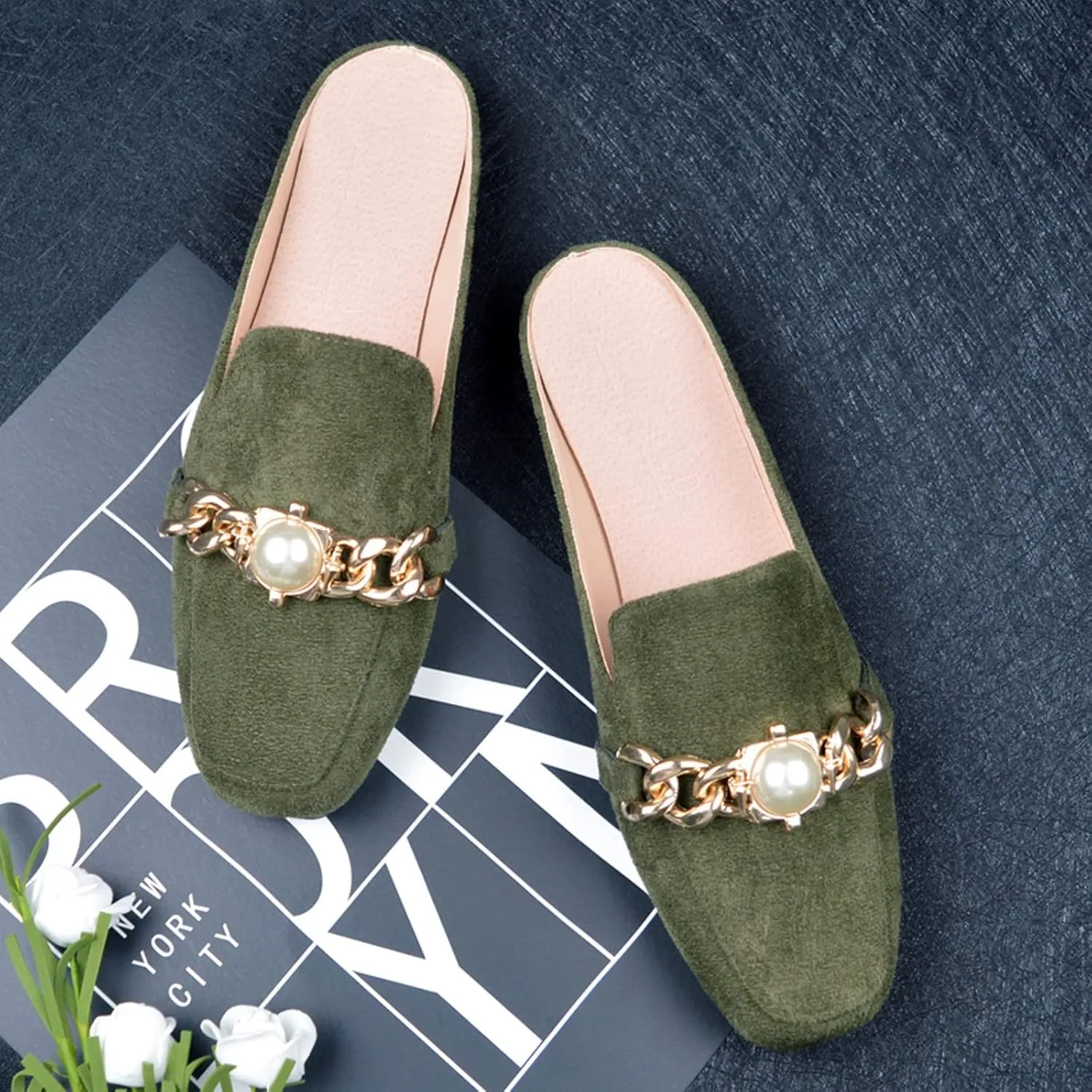 AMDBEL Flats Shoes Women Dressy Comfortable Womens Mules Backless Loafers with Metal Chain Decor Gem Pearl Slip On Flat Shoes