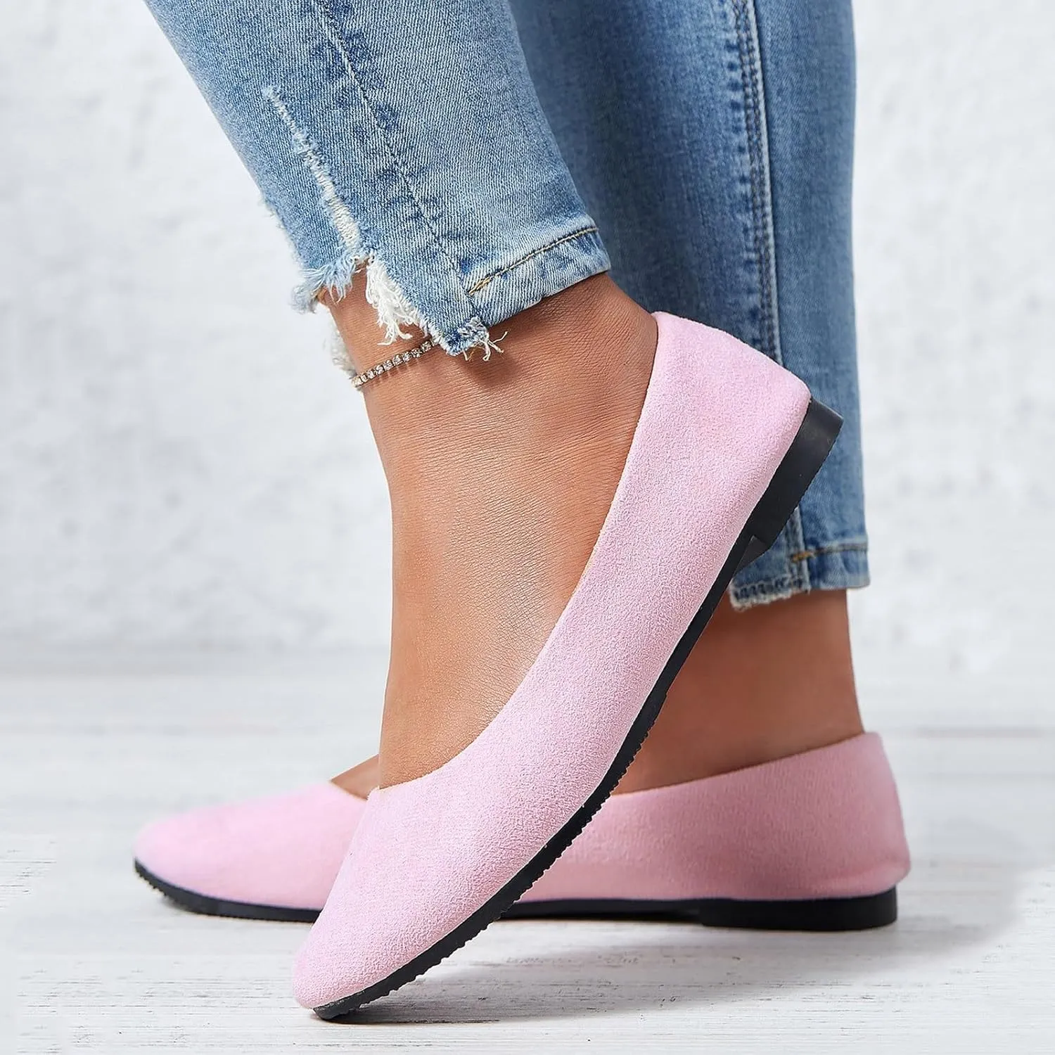 Black Flats for Women Dressy Pointed Toe Ballet Flats Comfortable Classic Flat Shoes for Women Faux Suede Walking Flats Shoes