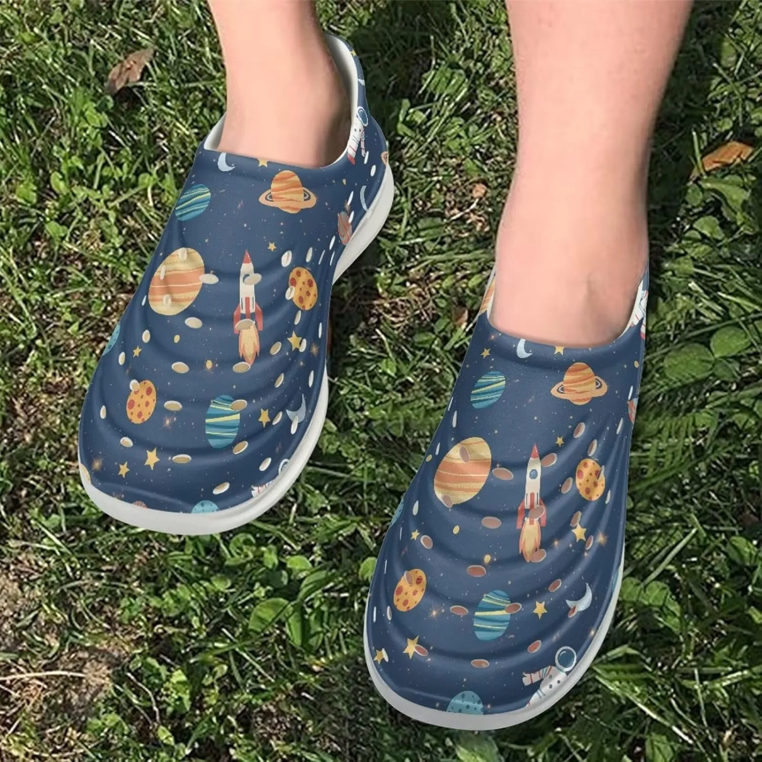 Boys and Girls Lightweight Slip On Sneaker Water Sandals Cartoon Print Garden Clogs for Beach Pool
