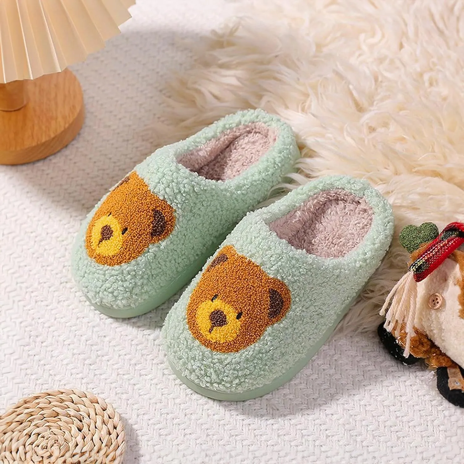 Christmas Slippers Reindeer Slippers for Women and Men Holiday Halloween Slippers Indoor Bedroom Fluffy Warm Fleece Slippers Winter Soft Cozy Home Non-Slip Soft Plush Slip-on Wool Lined House Shoes