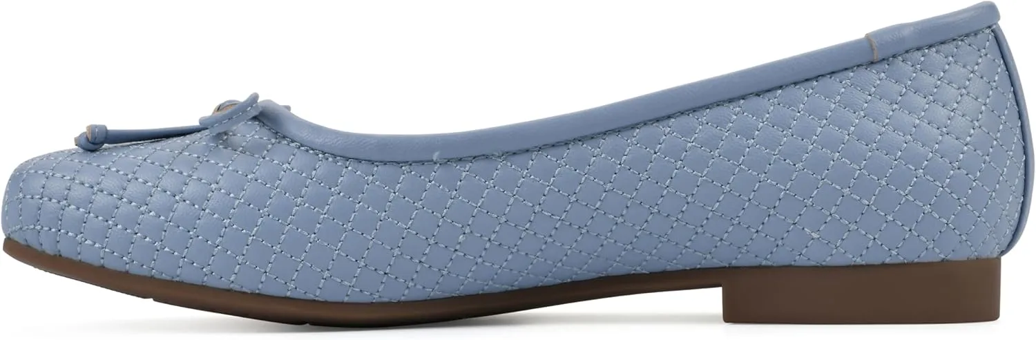 CLIFFS BY WHITE MOUNTAIN Women's Bessy Quilted Ballet Flat