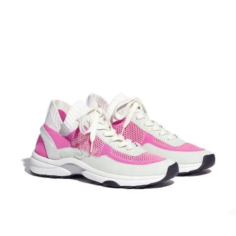 Crowd-pleaser CHANEL FEMME Quick offer - SNEAKER