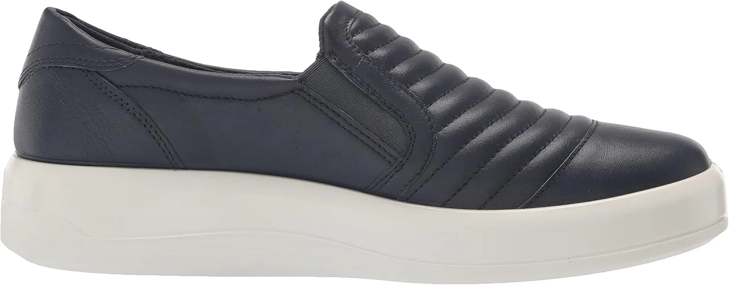 ECCO Women's Soft 9 Ii Slip on Sneaker