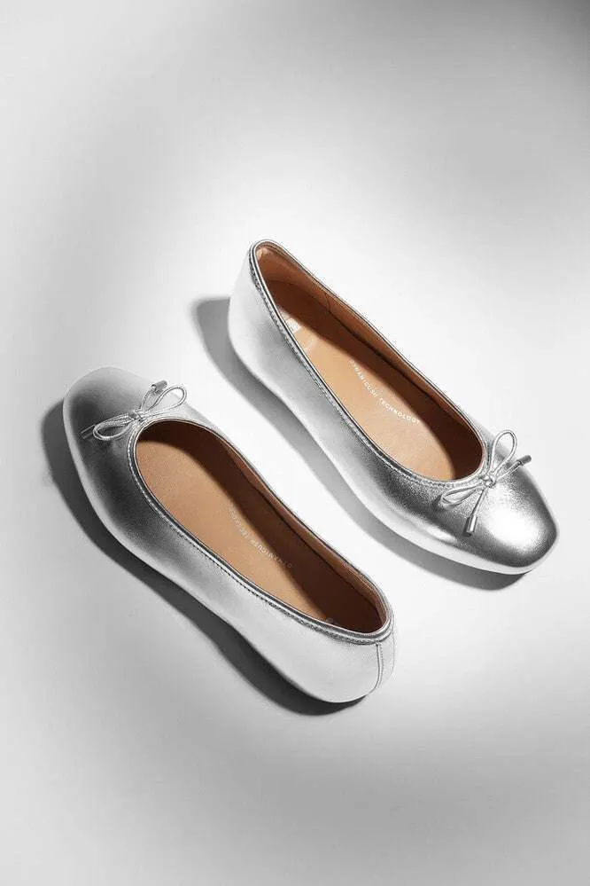 Fit Flop Metallic Soft Leather Pump |IH2011