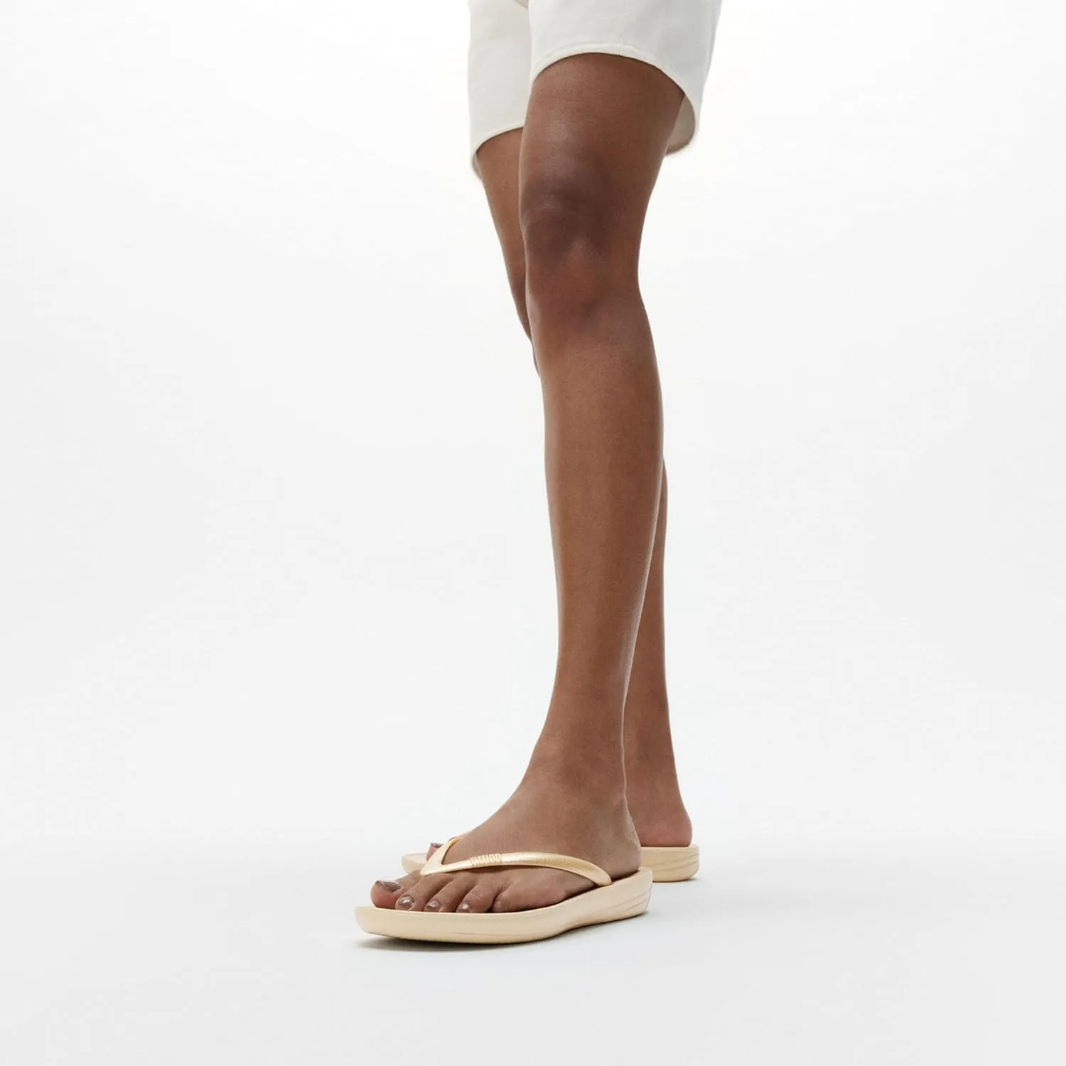 FitFlop iQushion Ergonomic Flip-Flops