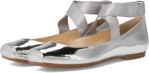 Jessica Simpson Women's Mandalaye Ballet Flat