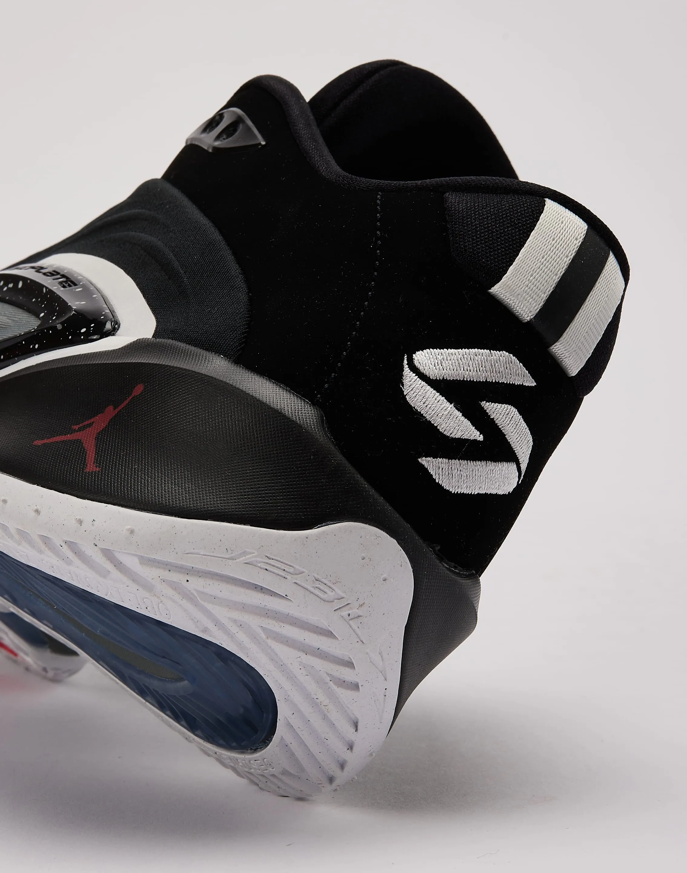 Jordan Luka 3