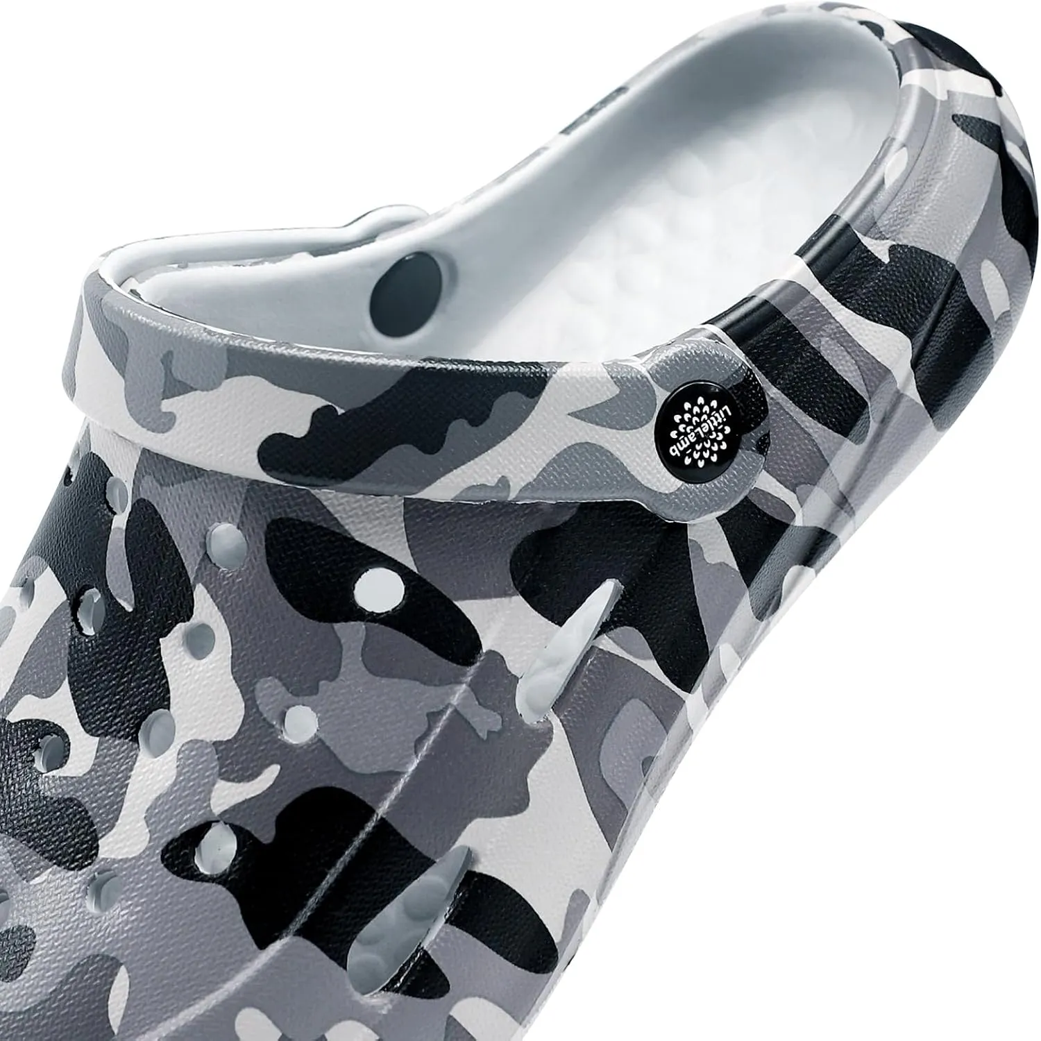 Kids Classic Camo Garden Clogs for Boys – Lightweight Adjustable Water Sandals with Non-Slip Sole, Quick-Dry Design for Little and Big Kid