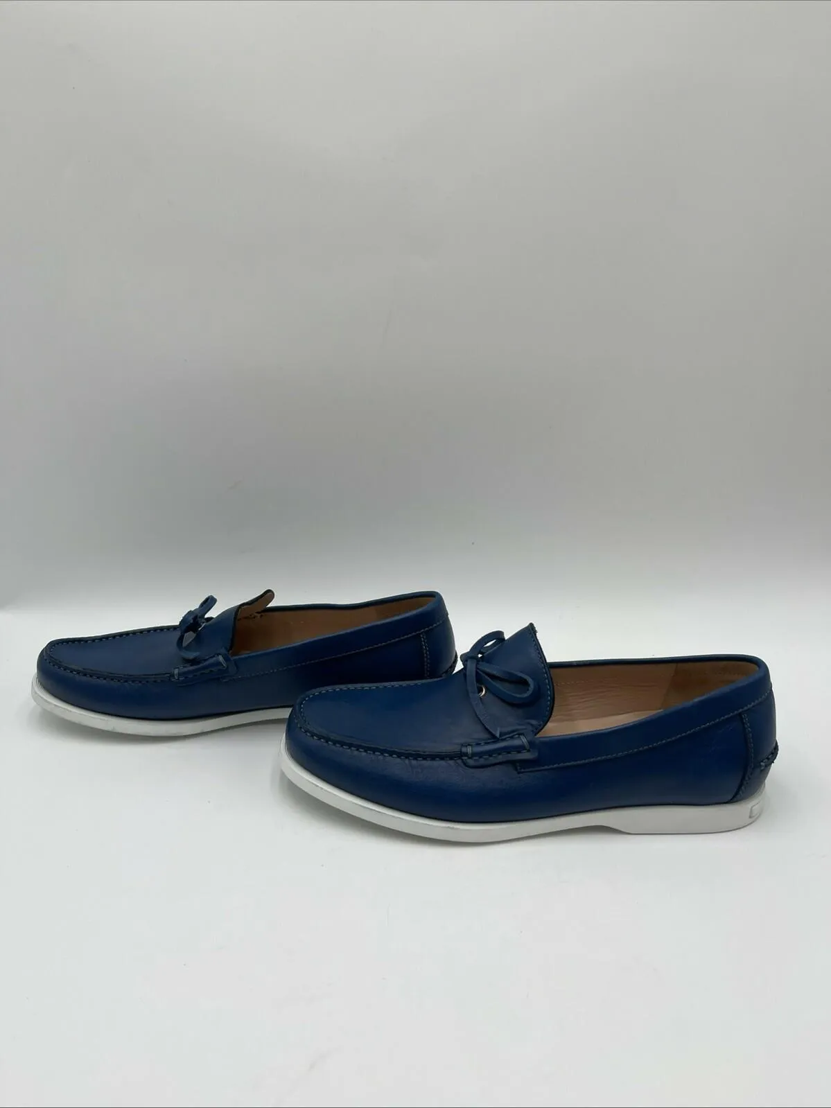 Men’s Saks Fifth Avenue COLLECTION Leather Boat Shoes Blue Size 8 - Very Good