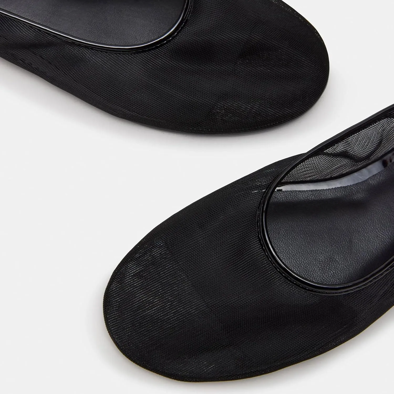 Mesh Ballet Flats for Women Cute and Fashionable Round Toe Design with Breathable Material for Easy Pull-On Wear