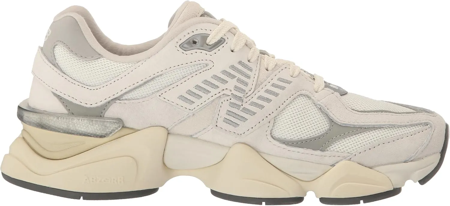 New Balance Women's 574 V2 Essential Sneaker