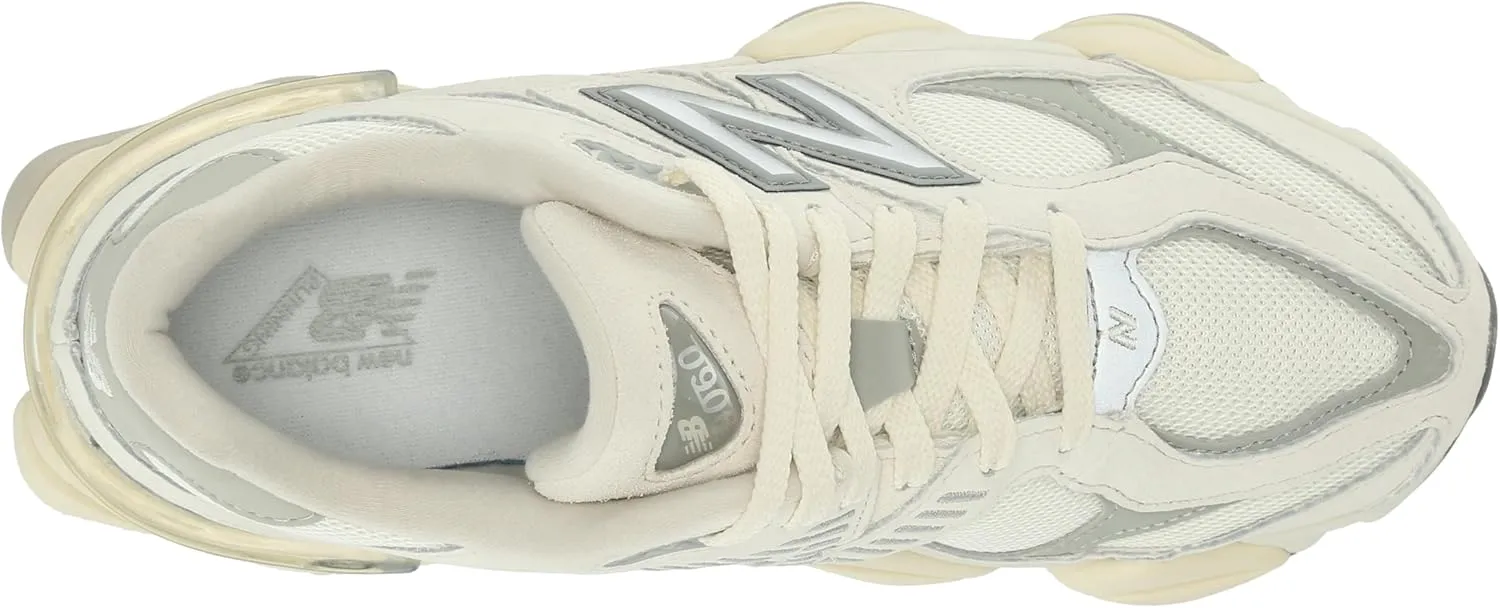 New Balance Women's 574 V2 Essential Sneaker
