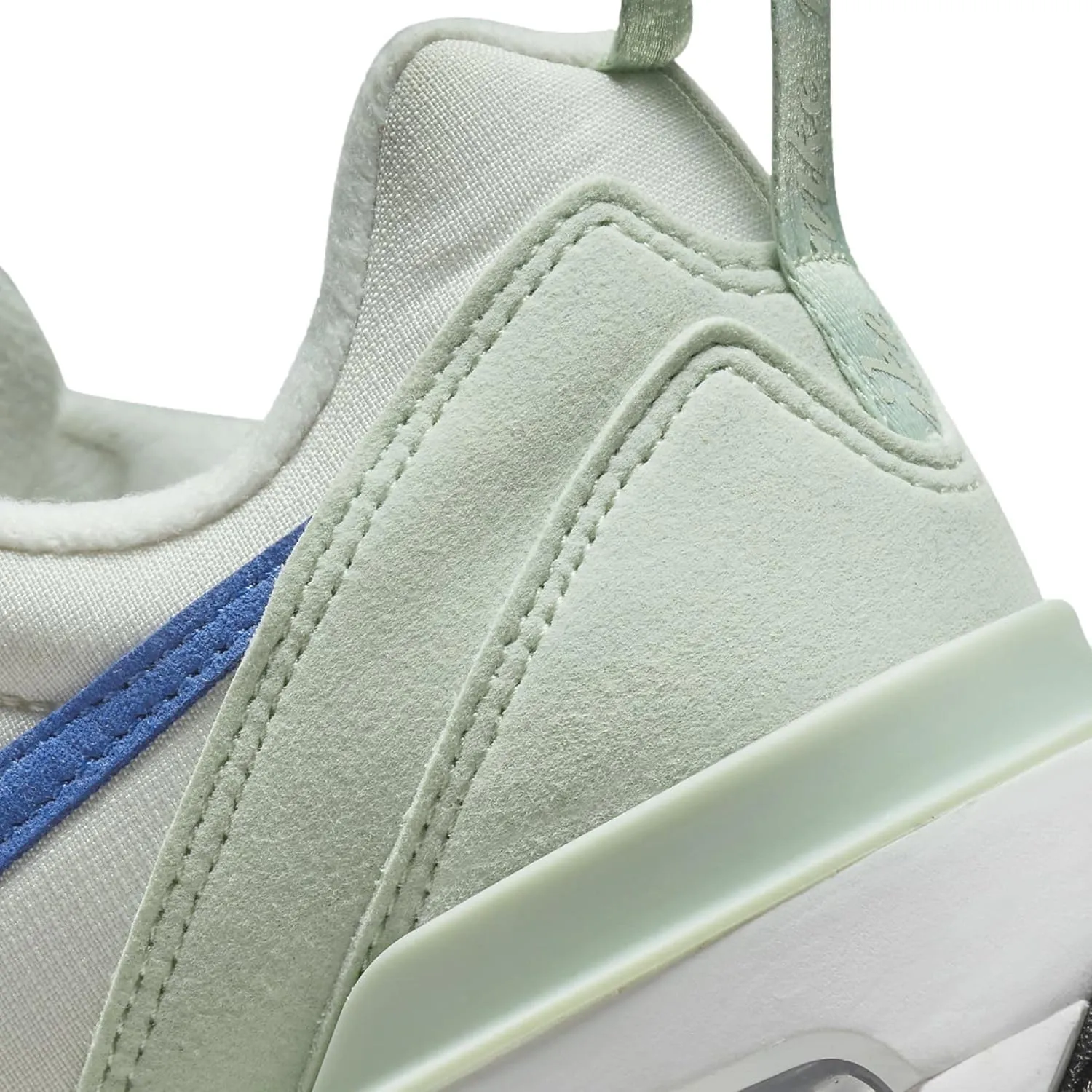 Nike Sportswear Air Max Dawn Women's Trainers EU