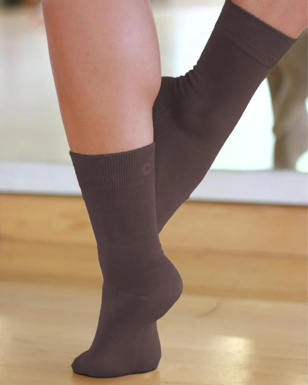Non-Slip Socks for Dancers Contemporary Jazz Ballet Unisex Skin Tone Women Men
