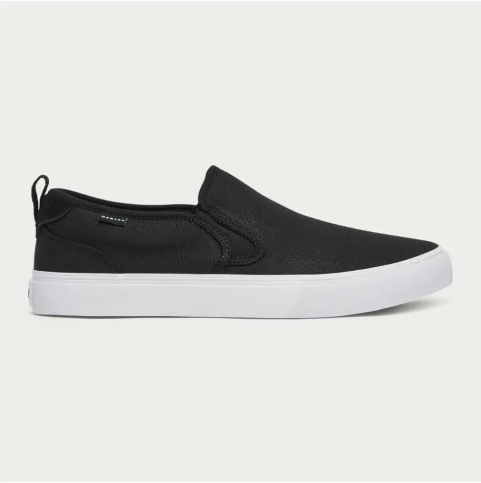 Oakley Men's Banks Slip-on Canvas Sneaker