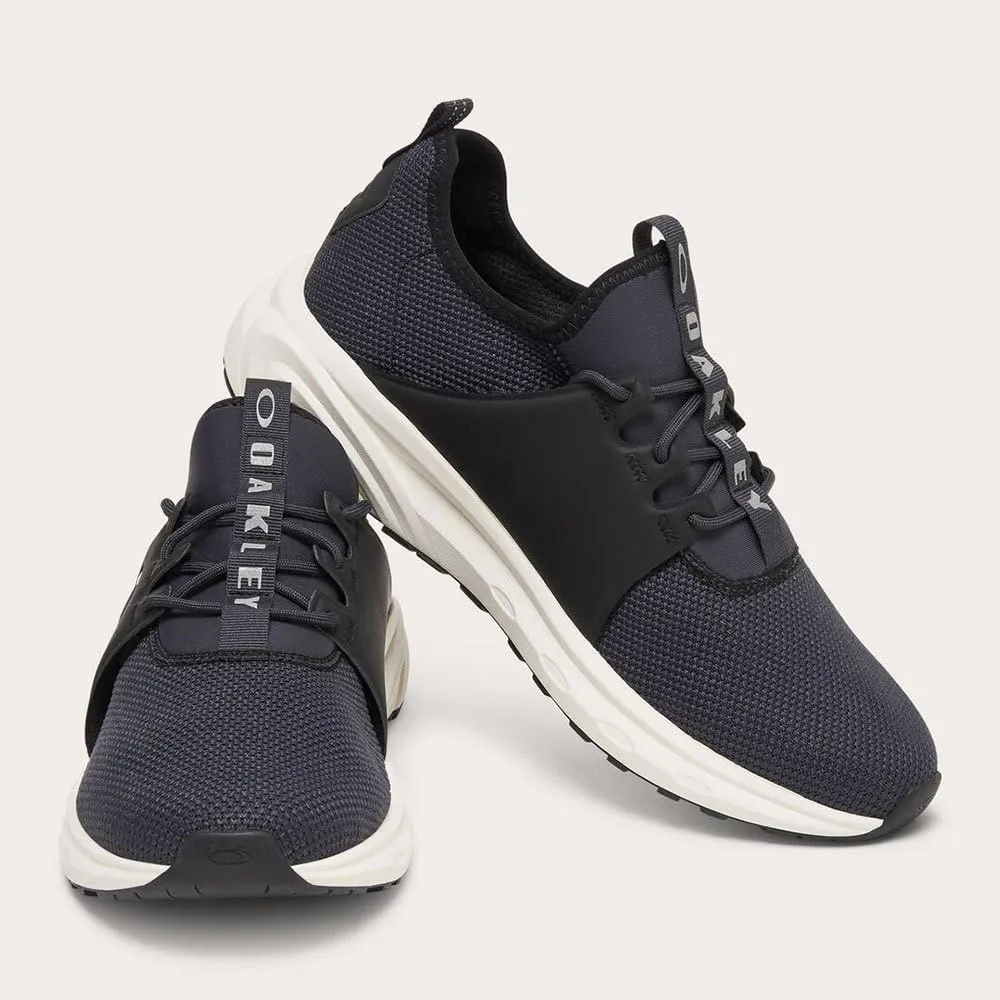 Oakley Men's Dry Sole Sneaker
