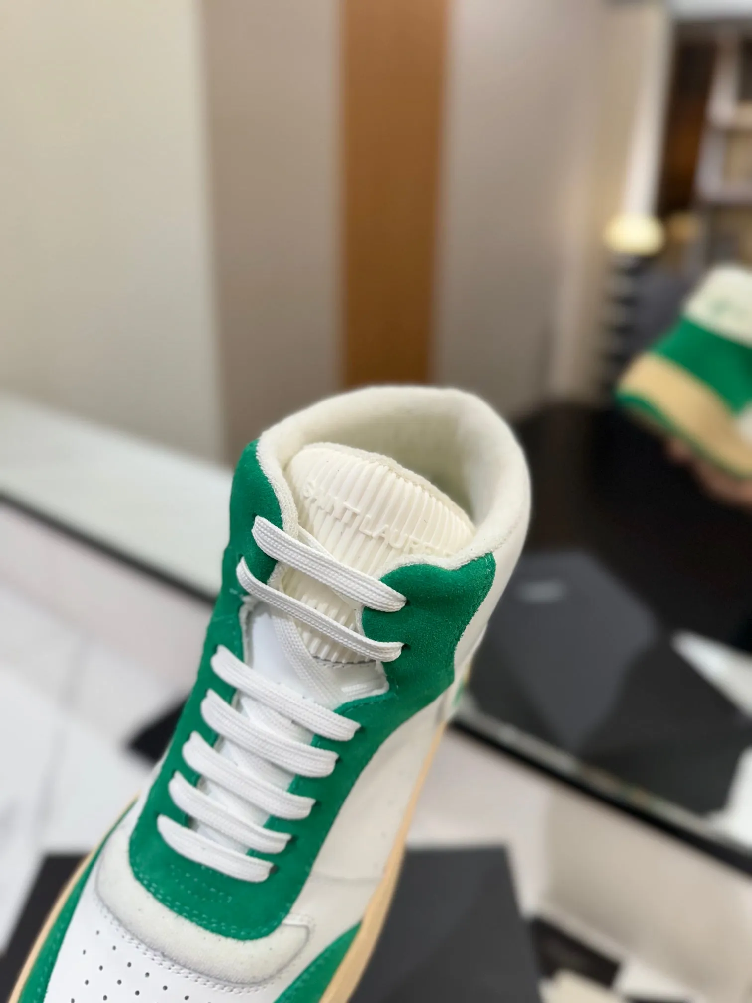Quick turnaround End-to-end encryption PERFORATED SNEAKERS AND LAMBSKIN Saint IN SUEDE GREEN WHITE MID-TOP Laurent