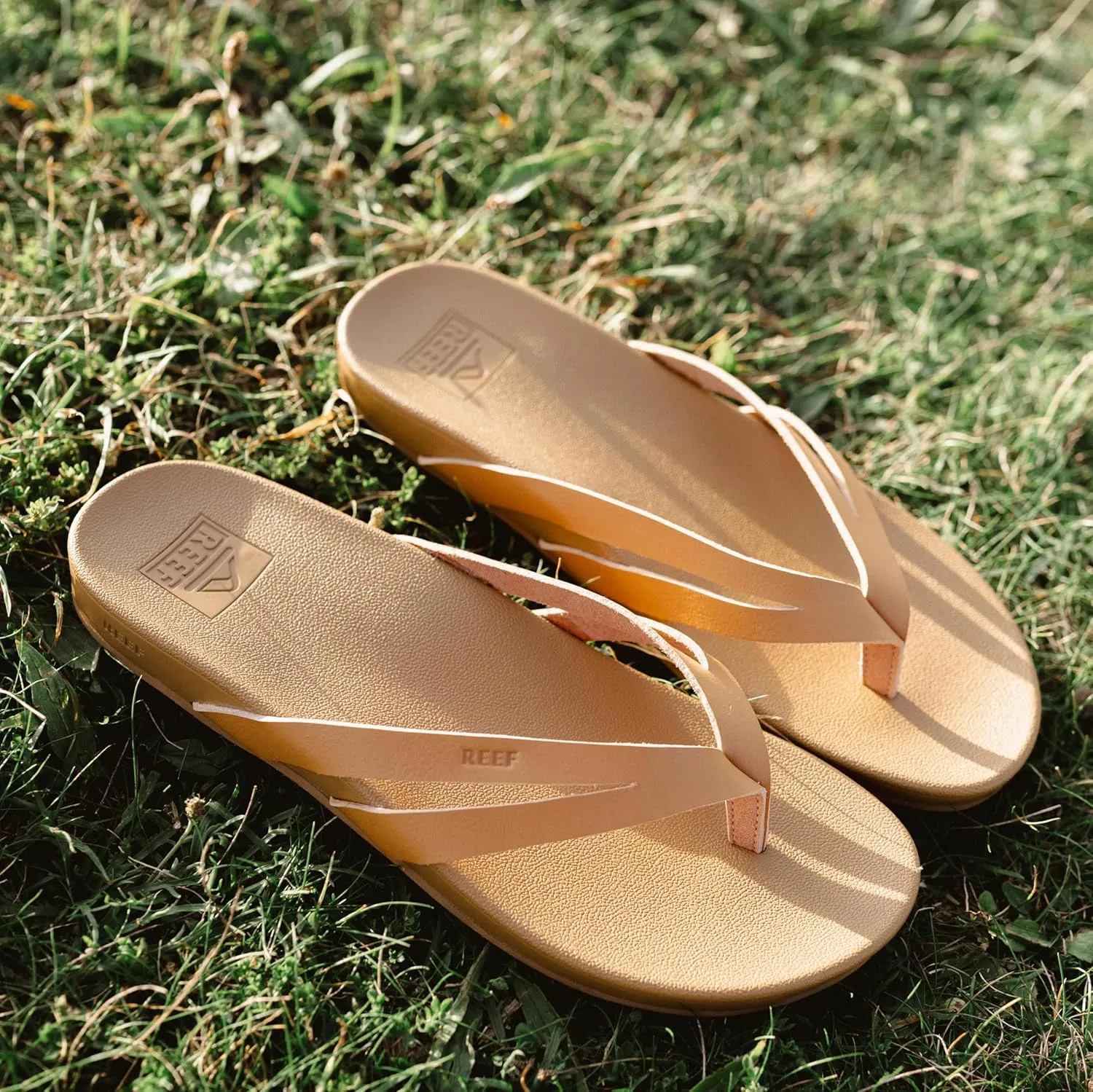Reef Women's Sandy Flip-Flop