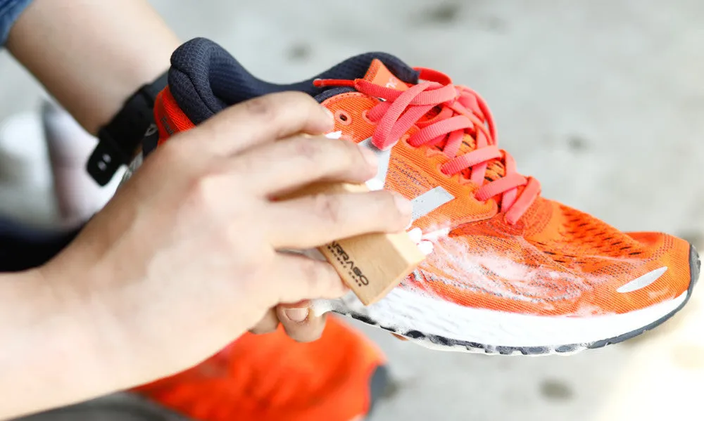 Sneaker brush