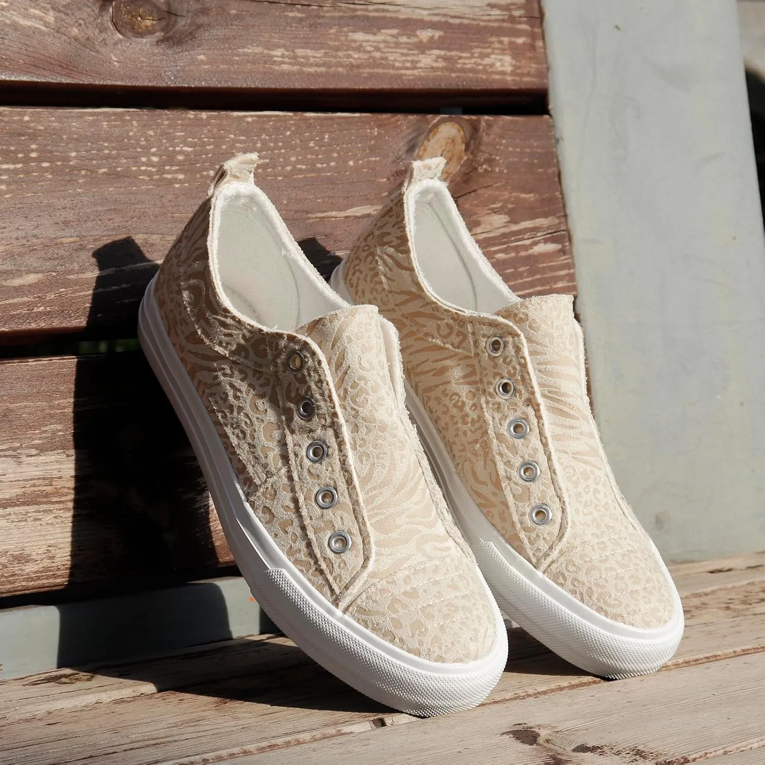 STQ Slip On Shoes Women Casual Canvas Sneakers