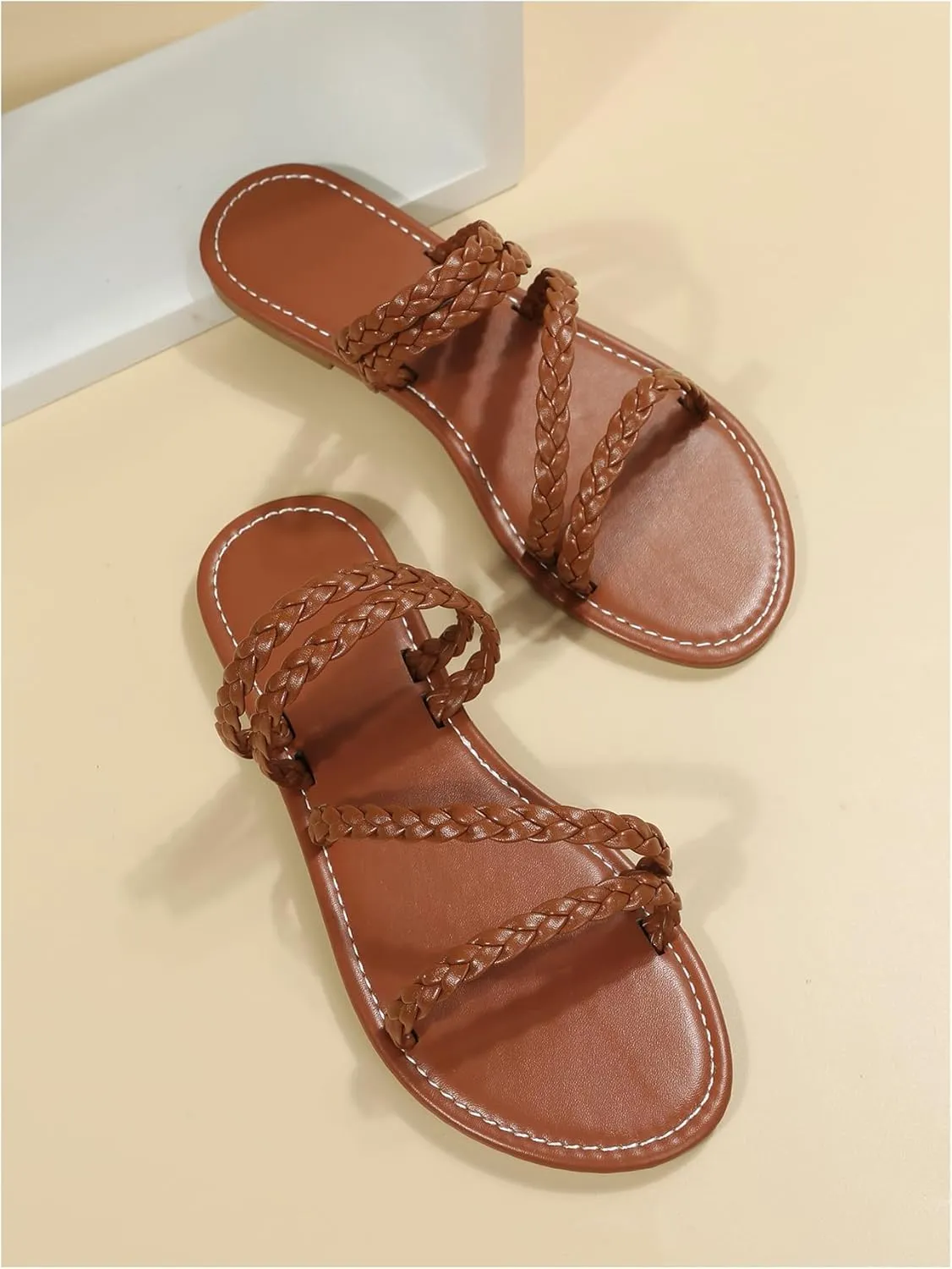 Verdusa Women's Cross Cross Straps Gladiator Sandals Strappy Slip On Summer Beach Slides