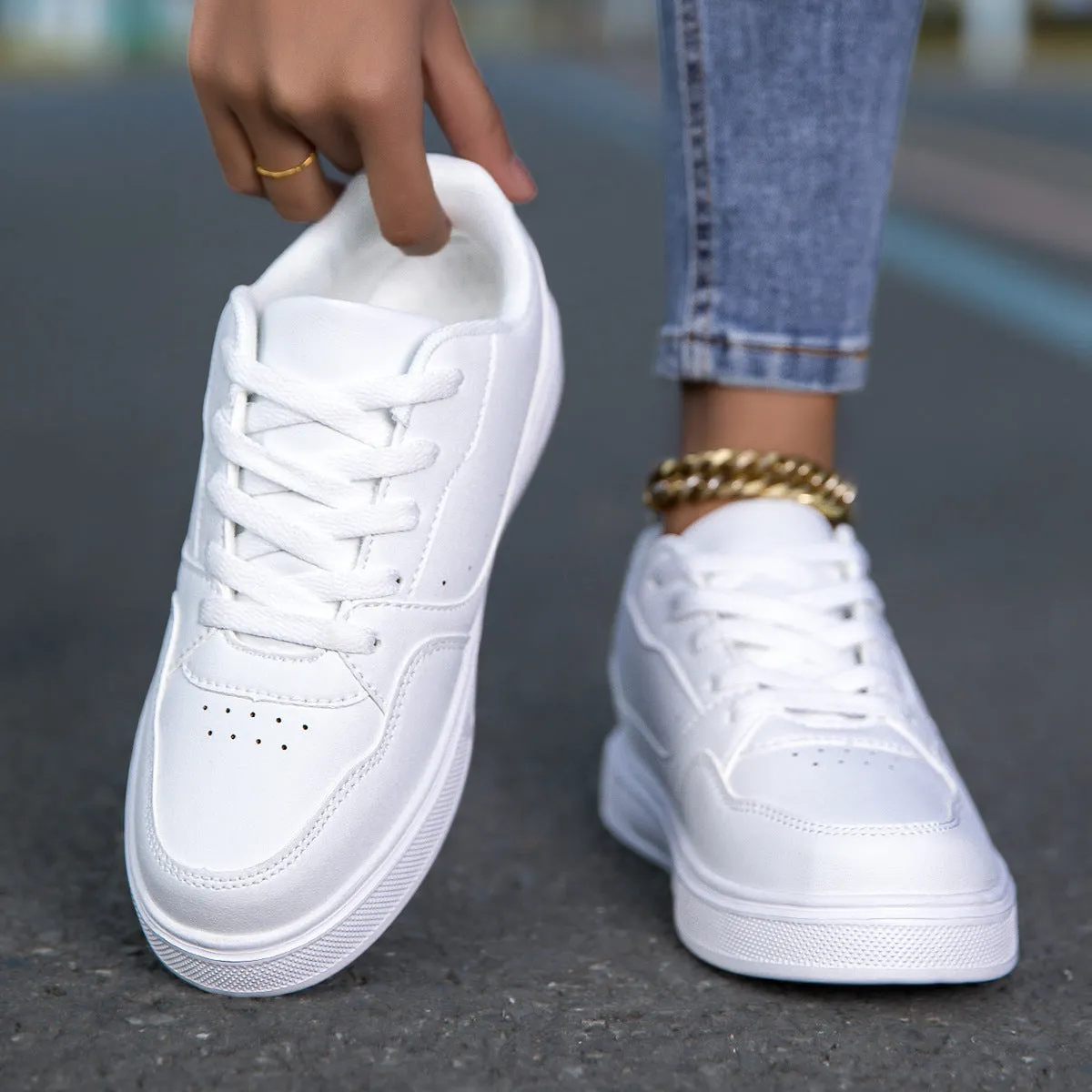 White Korean Casual Sneaker