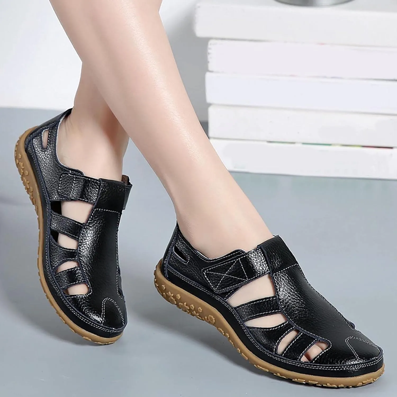 Women Summer Hollow Out Flat Sandals with Closed Toe Casual Slip-On Work Shoes Soft Dressy Footwear Sandal