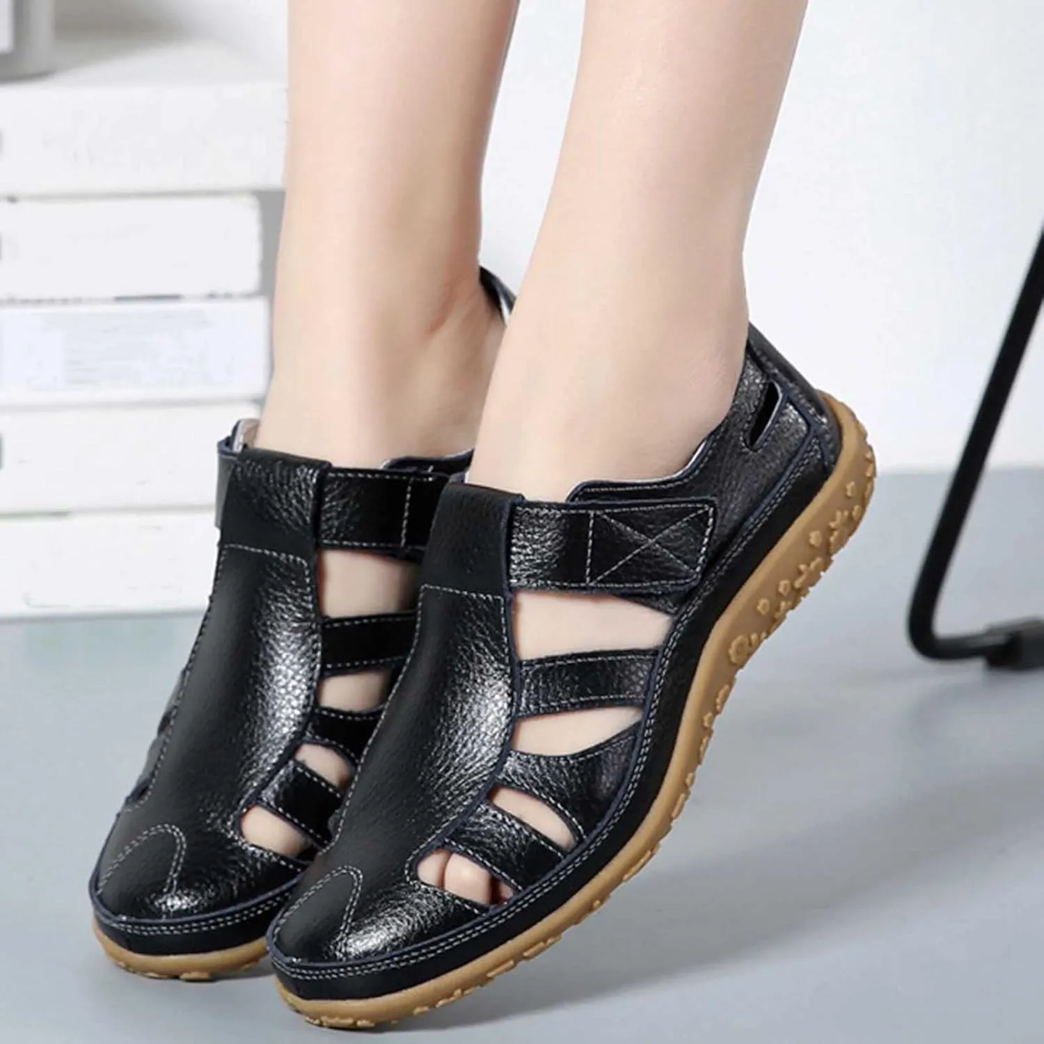 Women Summer Hollow Out Flat Sandals with Closed Toe Casual Slip-On Work Shoes Soft Dressy Footwear Sandal