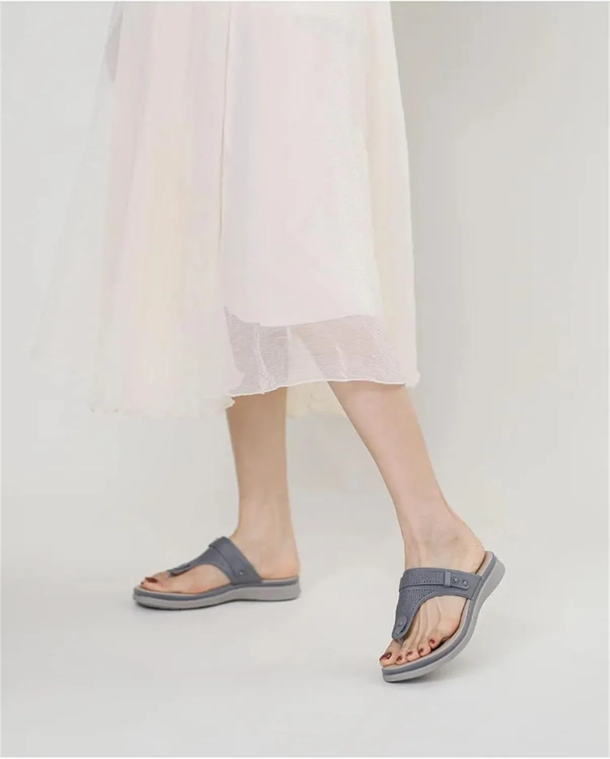 Women's Black Wedge Flip-Flops - Plus Size Summer Beach Casual Slippers