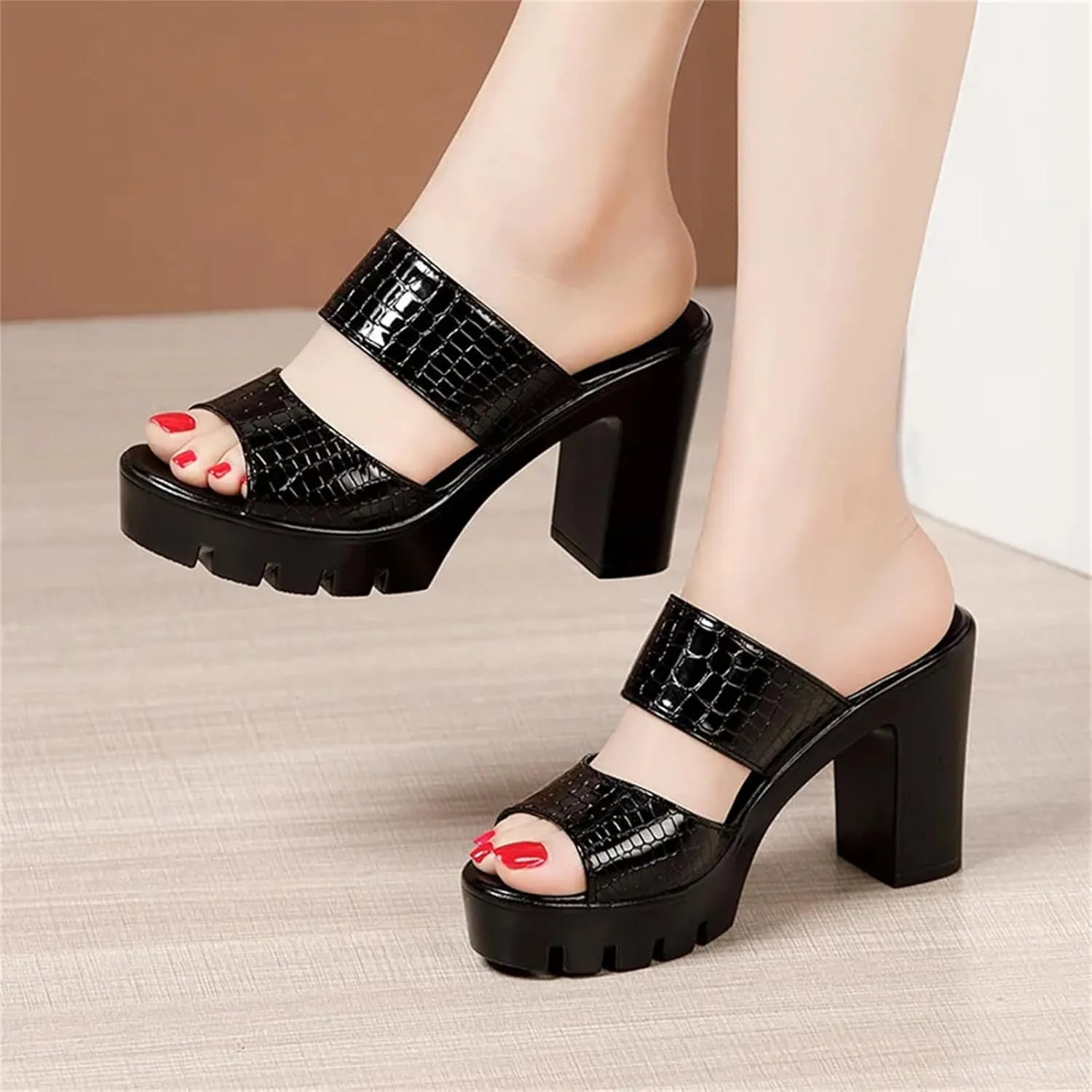 Women's Chunky Heel Flip-Flops - Patent Leather Fish Mouth Plus Size