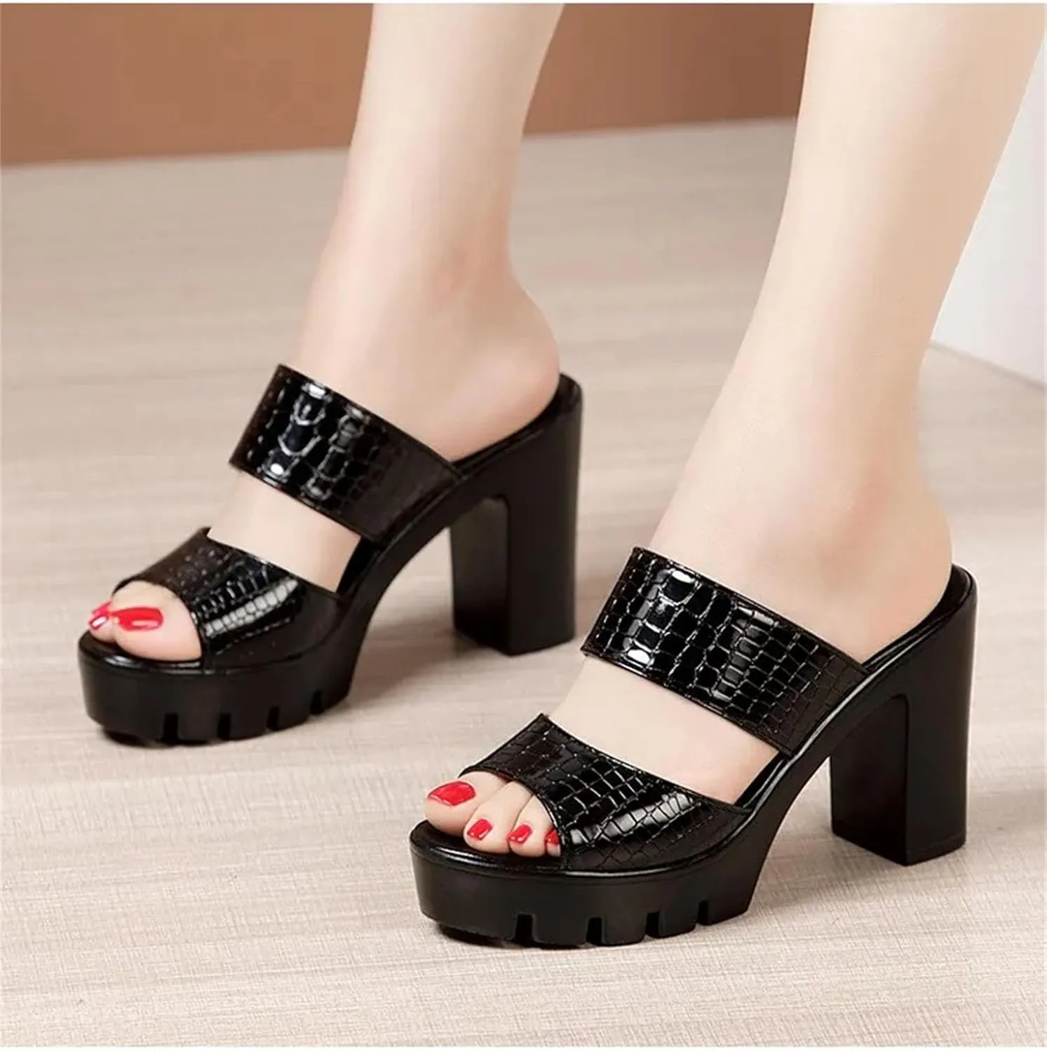 Women's Chunky Heel Flip-Flops - Patent Leather Fish Mouth Plus Size