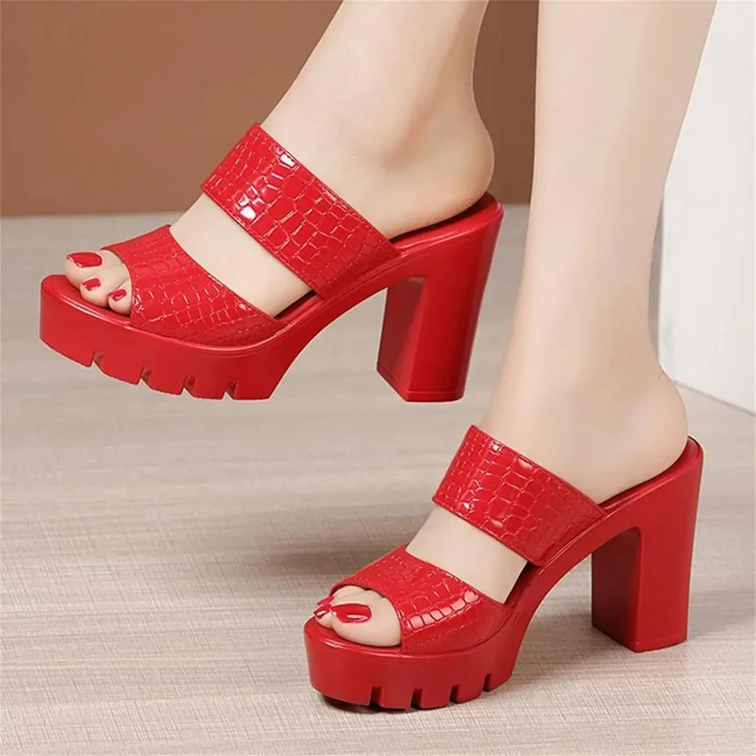 Women's Chunky Heel Flip-Flops - Patent Leather Fish Mouth Plus Size