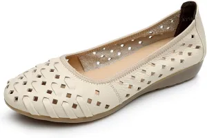 Women's Cowhide Cutout Soft Sole Loafers,Breathable Comfortable Slip On Driving Shoes Casual Walking Shoes