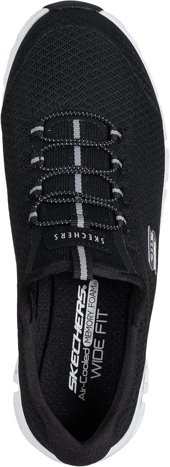 Women's Glide-Step-Resilience Sneaker
